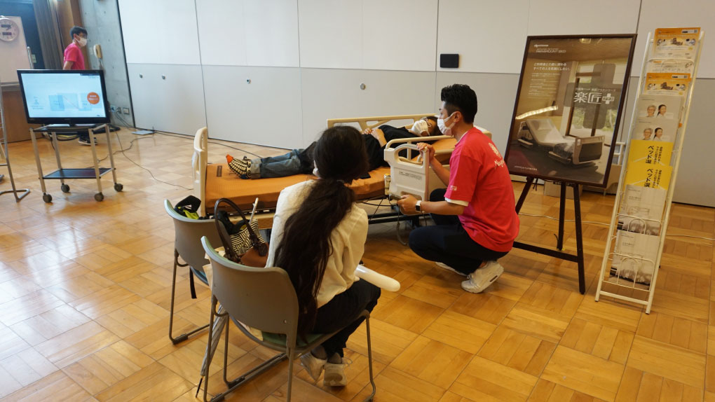 イベントを盛り上げた社員たち