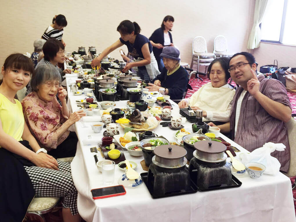 美味しい海の幸に素敵な笑顔が溢れます！