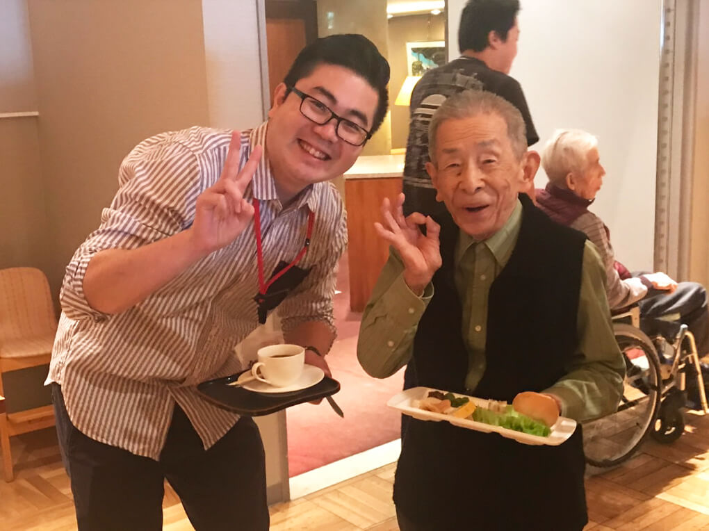 2日目の朝、本日も晴天の中楽しい朝食タイム！