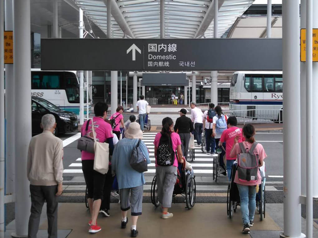 2_空港展望デッキへ1