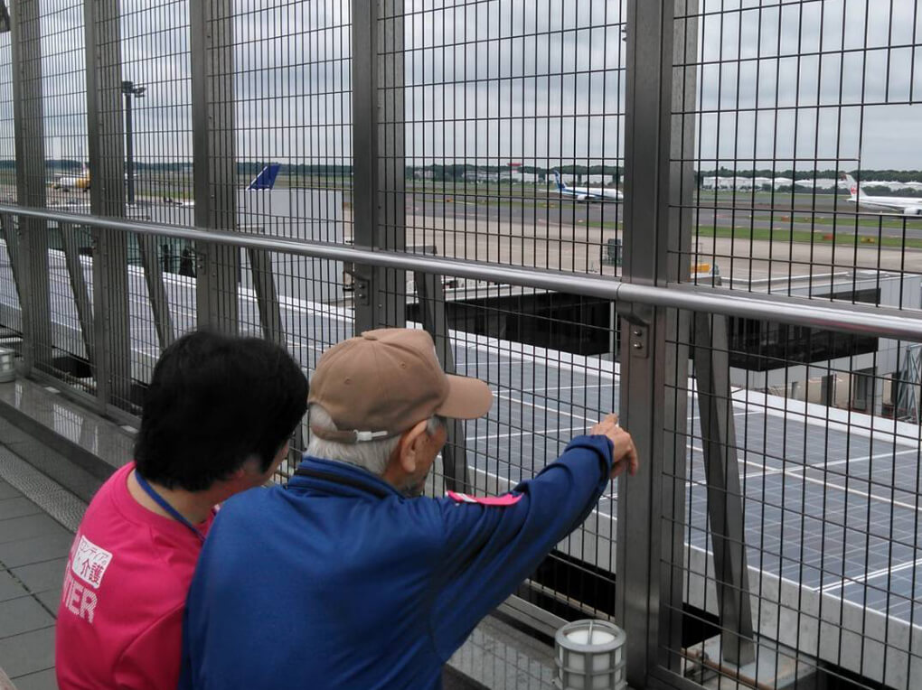 2_空港展望デッキへ15