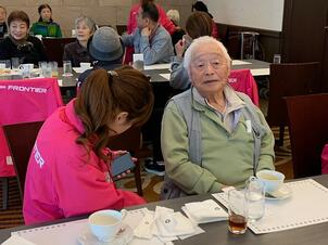 昼食レストラン_07