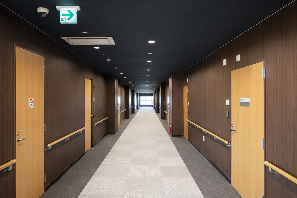 愛知県の老人ホーム フローラユーアイ 廊下